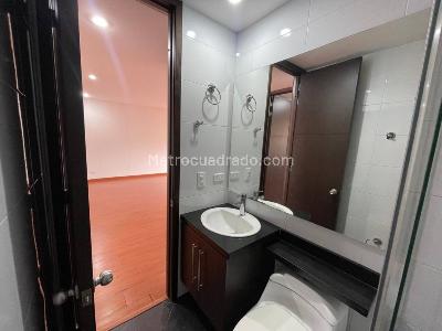 Apartamento de 2 alcobas en venta en Caobos Salazar, Bogotá, 69 m² · foto 14 de 20