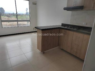 Apartamento de 1 alcoba en arriendo en Parques De Bogota, Bogotá, 35 m² · foto 4 de 20