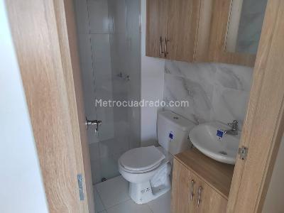 Apartamento de 1 alcoba en arriendo en Parques De Bogota, Bogotá, 35 m² · foto 10 de 20