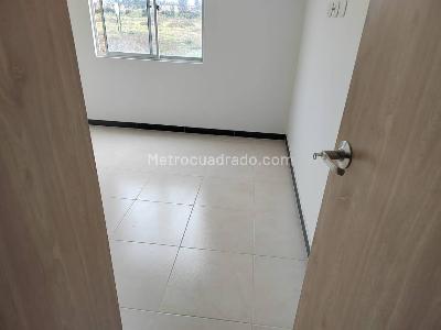Apartamento de 1 alcoba en arriendo en Parques De Bogota, Bogotá, 35 m² · foto 12 de 20