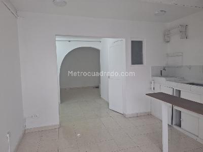 Apartaestudio en arriendo en Castilla, Bogotá, 40 m² · foto 5 de 13