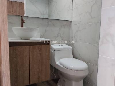 Apartaestudio en arriendo en La Felicidad, Bogotá, 35 m² · foto 11 de 20