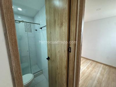 Apartamento de 2 alcobas en arriendo en El Vergel, Bogotá, 35 m² · foto 15 de 20