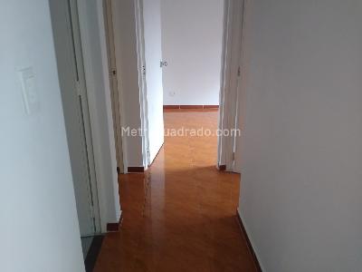 Apartamento de 3 alcobas en arriendo en Cedro Golf, Bogotá, 55 m² · foto 8 de 20