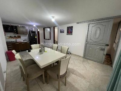 Apartamento de 3 alcobas en venta en La Riviera, Bogotá, 60 m² · foto 5 de 20