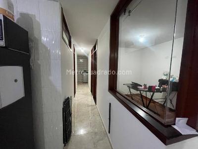 Apartamento de 3 alcobas en venta en La Riviera, Bogotá, 60 m² · foto 8 de 20