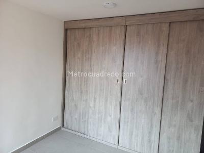 Apartamento de 2 alcobas en arriendo en Hayuelos, Bogotá, 46 m² · foto 12 de 19