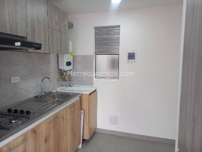 Apartamento de 2 alcobas en arriendo en Hayuelos, Bogotá, 46 m² · foto 6 de 19