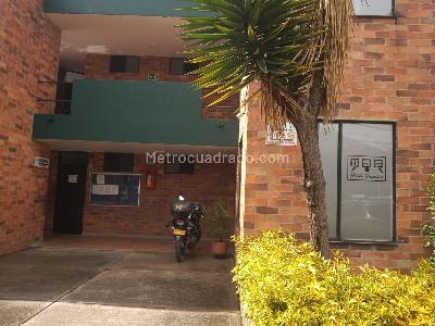 Casa de 3 alcobas en arriendo en Sabana De Tibabuyes, Bogotá, 69 m² · foto 2 de 20