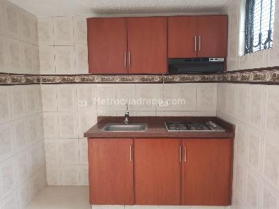 Casa de 3 alcobas en arriendo en Sabana De Tibabuyes, Bogotá, 69 m² · foto 6 de 20