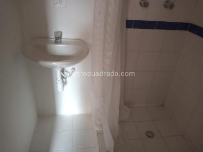 Casa de 3 alcobas en arriendo en Sabana De Tibabuyes, Bogotá, 69 m² · foto 16 de 20