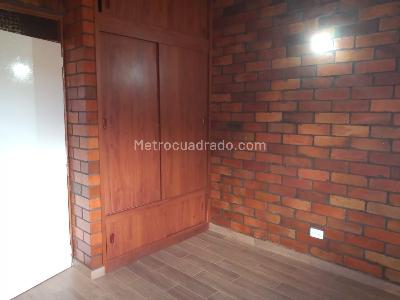 Casa de 3 alcobas en arriendo en Sabana De Tibabuyes, Bogotá, 69 m² · foto 18 de 20