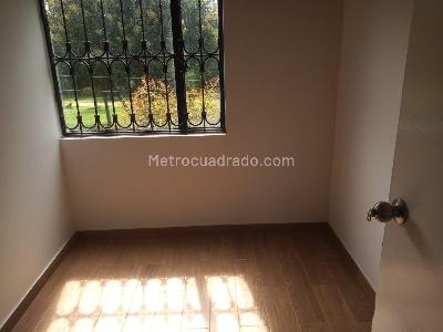 Casa de 3 alcobas en arriendo en Sabana De Tibabuyes, Bogotá, 69 m² · foto 19 de 20