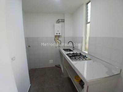 Apartamento de 3 alcobas en arriendo en La Victoria, Bogotá, 52 m² · foto 8 de 20