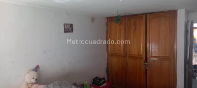 Casa de 5 alcobas en venta en San Cayetano, Bogotá, 334 m² · foto 12 de 20