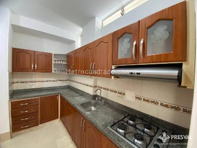 Apartamento de 3 alcobas en venta en Palomitas, Floridablanca, 160 m² · foto 4 de 20
