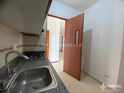 Apartamento de 3 alcobas en venta en Palomitas, Floridablanca, 160 m² · foto 5 de 20