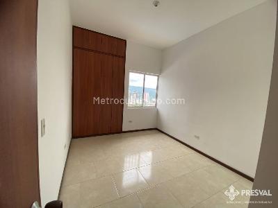 Apartamento de 3 alcobas en venta en Palomitas, Floridablanca, 160 m² · foto 9 de 20