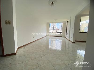 Apartamento de 3 alcobas en venta en Cabecera Del Llano, Bucaramanga, 136 m² · foto 3 de 20
