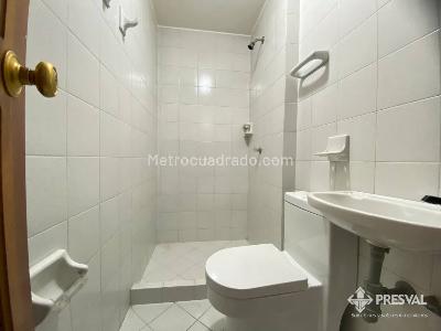 Apartamento de 3 alcobas en venta en Cabecera Del Llano, Bucaramanga, 136 m² · foto 11 de 20