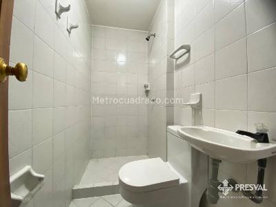 Apartamento de 3 alcobas en venta en Cabecera Del Llano, Bucaramanga, 136 m² · foto 12 de 20