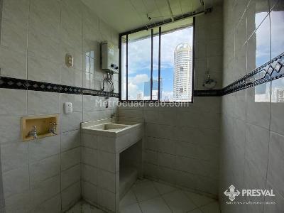 Apartamento de 3 alcobas en venta en Cabecera Del Llano, Bucaramanga, 136 m² · foto 13 de 20