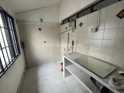 Casa de 3 alcobas en venta en Caobos, Cúcuta, 15 m² · foto 6 de 10