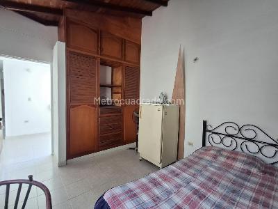 Casa de 3 alcobas en venta en Prados Del Este, Cúcuta, 71 m² · foto 10 de 13