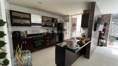 Casa en venta en Niza, Cúcuta · foto 3 de 11