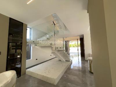 Casa de 4 alcobas en venta en Via Bocono, Cúcuta, 405 m² · foto 3 de 17