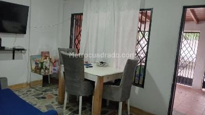 Casa de 5 alcobas en venta en Colsag, Cúcuta, 300 m² · foto 19 de 20