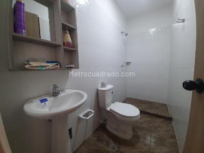 Casa de 5 alcobas en venta en Av, Cúcuta, 150 m² · foto 5 de 20