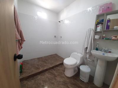 Casa de 5 alcobas en venta en Av, Cúcuta, 150 m² · foto 13 de 20