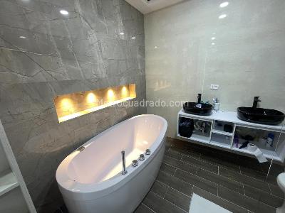 Casa de 4 alcobas en venta en Avenida Del Rio, Cúcuta, 290 m² · foto 6 de 12