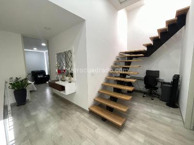 Casa de 4 alcobas en venta en Avenida Del Rio, Cúcuta, 290 m² · foto 7 de 12