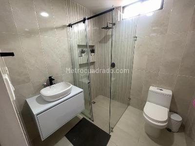 Casa de 4 alcobas en venta en Avenida Del Rio, Cúcuta, 290 m² · foto 9 de 12