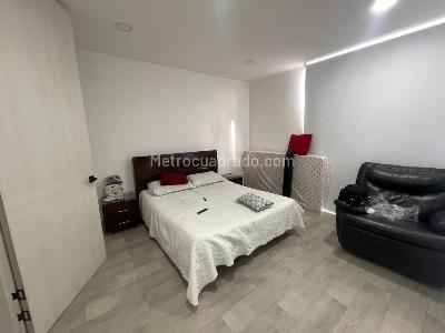 Casa de 4 alcobas en venta en Avenida Del Rio, Cúcuta, 290 m² · foto 10 de 12