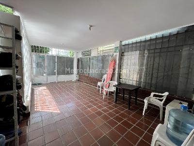 Casa de 3 alcobas en venta en Los Acacios, Cúcuta, 230 m² · foto 11 de 20