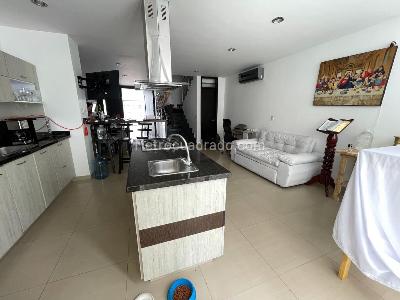 Casa de 3 alcobas en venta en Niza, Cúcuta, 120 m² · foto 3 de 10