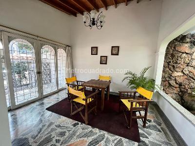 Casa de 4 alcobas en venta en Quinta Oriental, Cúcuta, 178 m² · foto 9 de 17