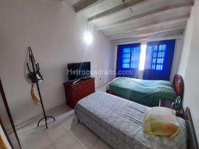 Casa de 5 alcobas en venta en La Ceiba, Cúcuta, 290 m² · foto 15 de 20