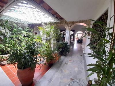 Casa de 5 alcobas en venta en Quinta Bosch, Cúcuta, 300 m² · foto 4 de 20