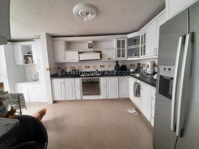 Casa de 4 alcobas en venta en Av, Cúcuta, 191 m² · foto 9 de 20