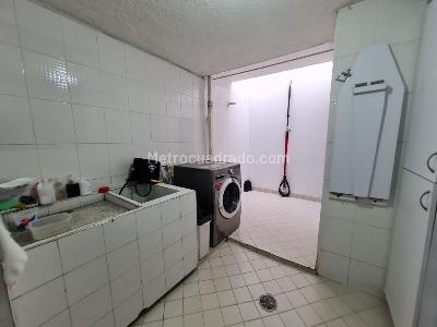 Casa de 4 alcobas en venta en Av, Cúcuta, 191 m² · foto 12 de 20