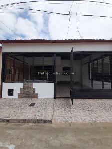 Casa en Arriendo, Prados Del Este, Cúcuta