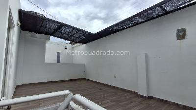 Casa de 5 alcobas en venta en Lleras Restrepo, Cúcuta, 240 m² · foto 9 de 20