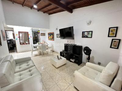 Casa de 3 alcobas en venta en Prados Del Este, Cúcuta, 88 m² · foto 3 de 15