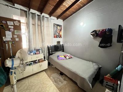 Casa de 3 alcobas en venta en Prados Del Este, Cúcuta, 88 m² · foto 11 de 15