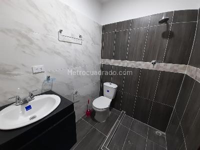 Casa de 5 alcobas en venta en Prados Del Este, Cúcuta, 130 m² · foto 13 de 13