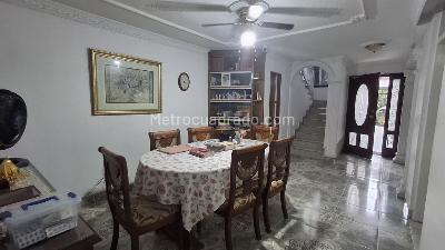 Casa en venta en Quinta Bosch, Cúcuta · foto 3 de 20